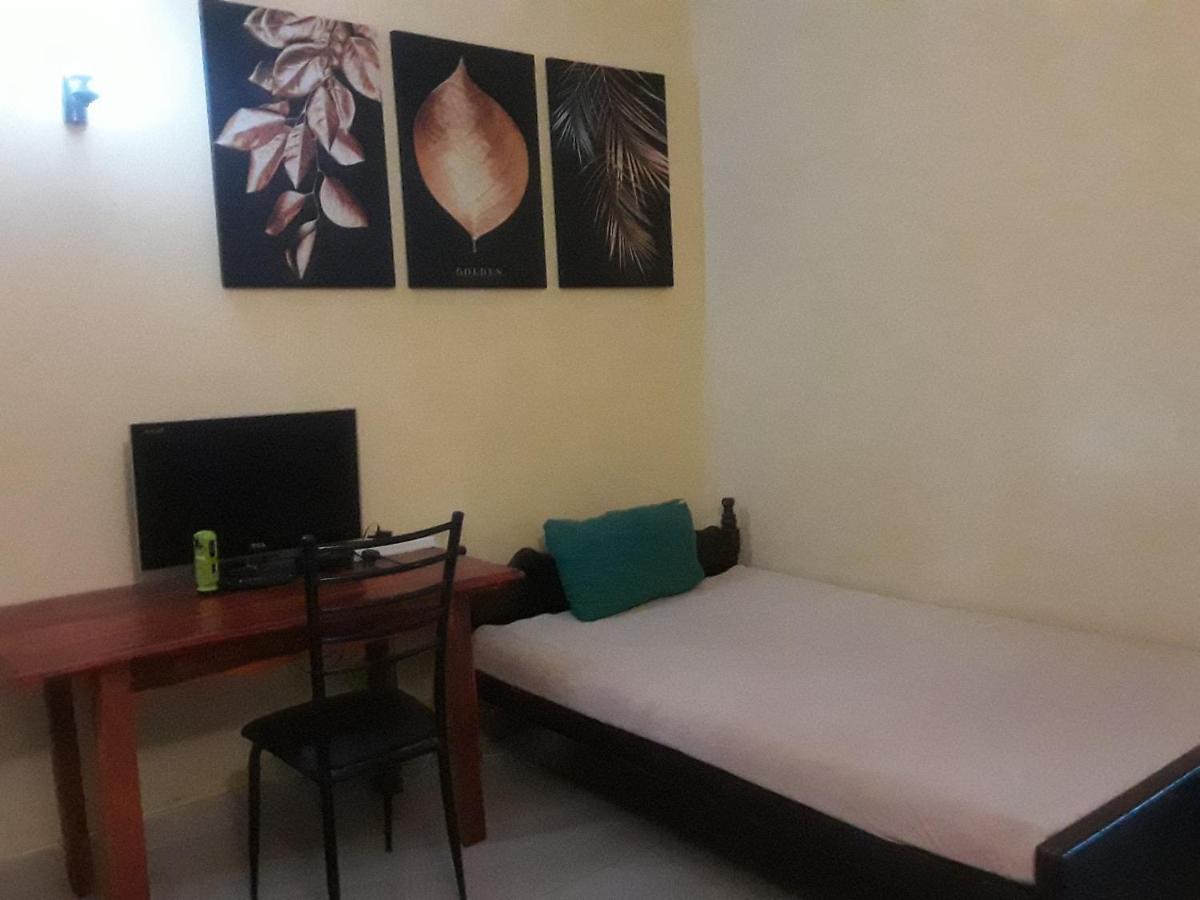 Hansika Guest Inn Buttala Eksteriør billede